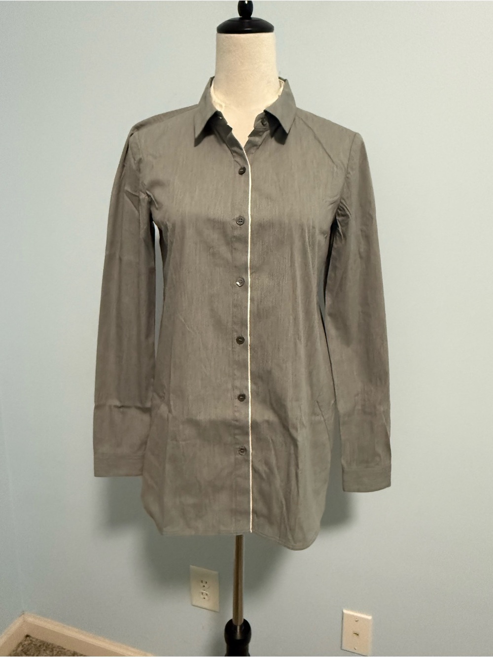 Lafayette 148 New York Long Sleeve Button Down Cotton Blend Grey Blouse Size 2‎